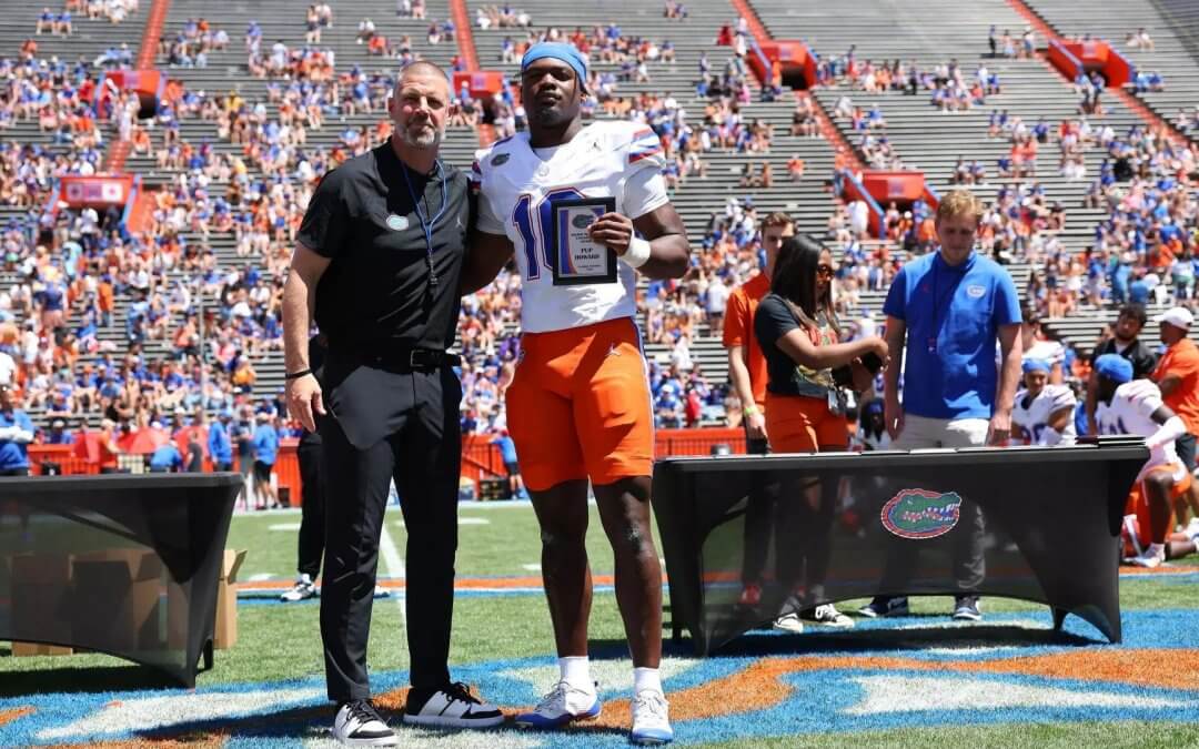 Transfer Linebacker Pup Howard Makes Immediate Impact for the Florida Gators